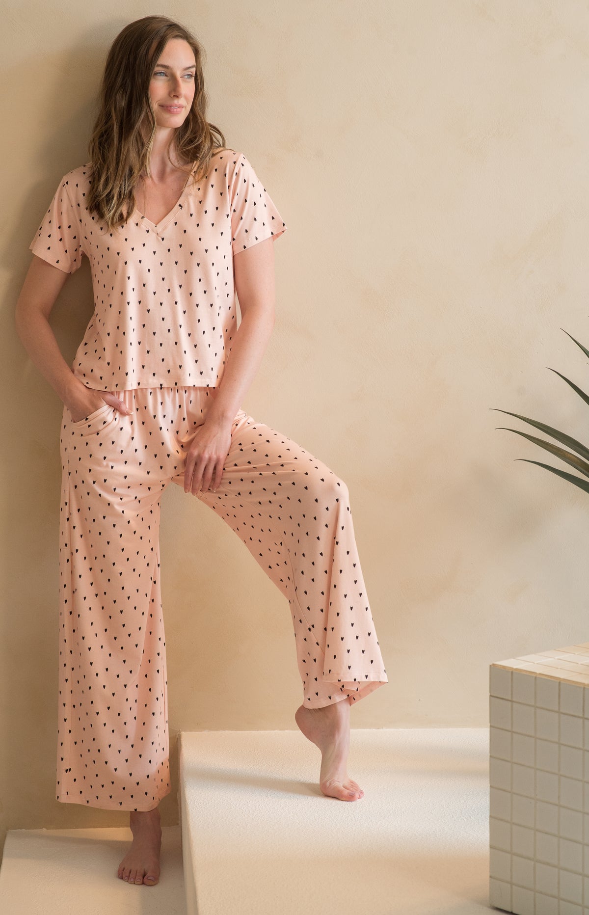 "V" NECK TEE & WIDE LEG LOUNGE PANT SET